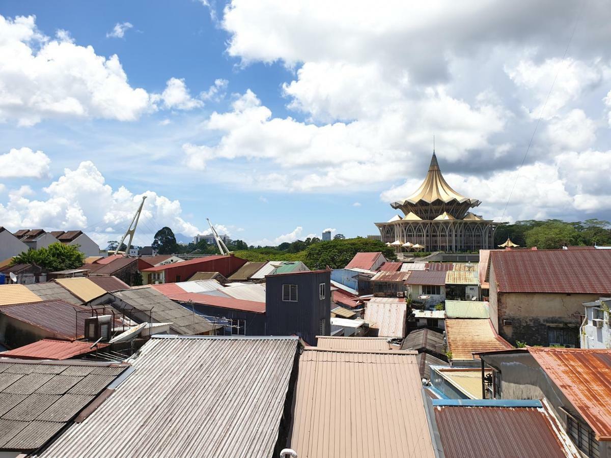ฮอร์นบิล เนสต์ กูชิง Hostel ภายนอก รูปภาพ