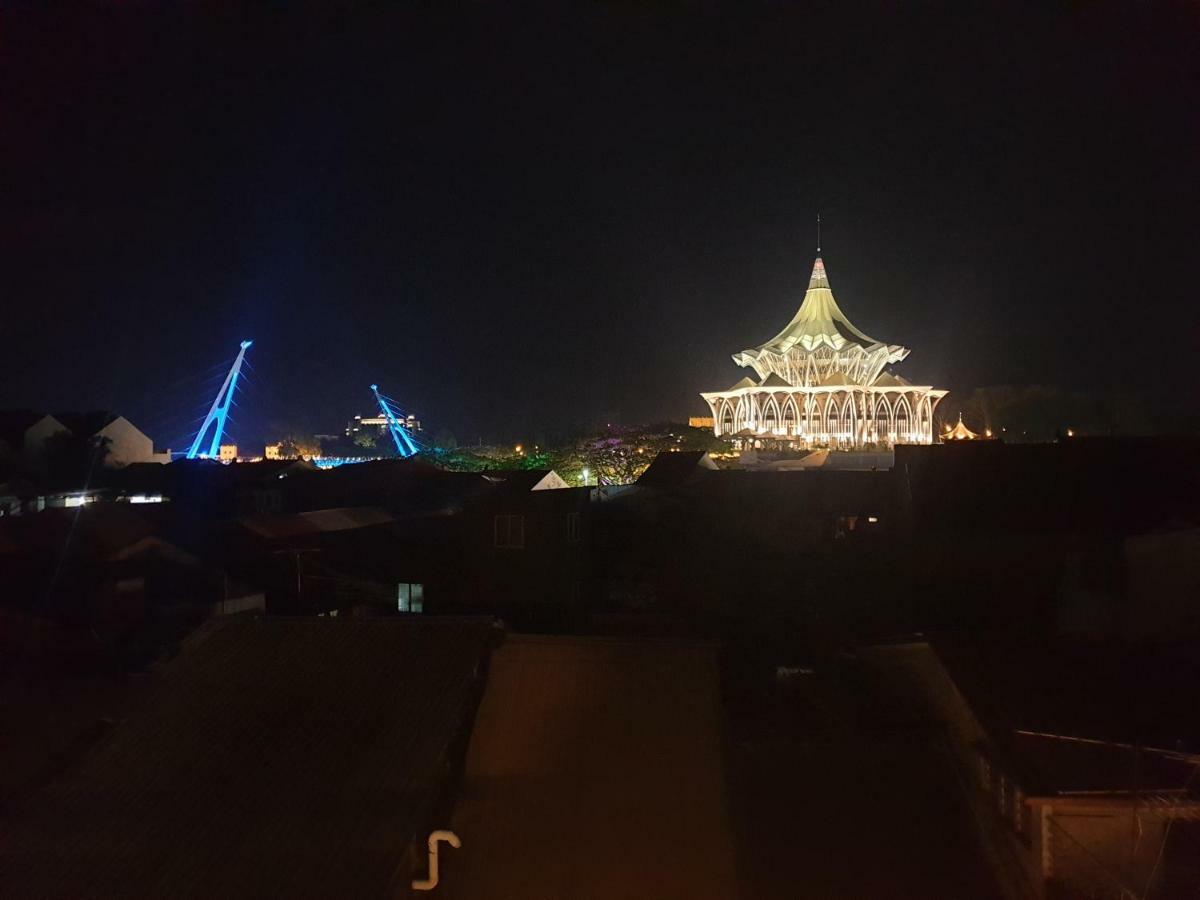 ฮอร์นบิล เนสต์ กูชิง Hostel ภายนอก รูปภาพ